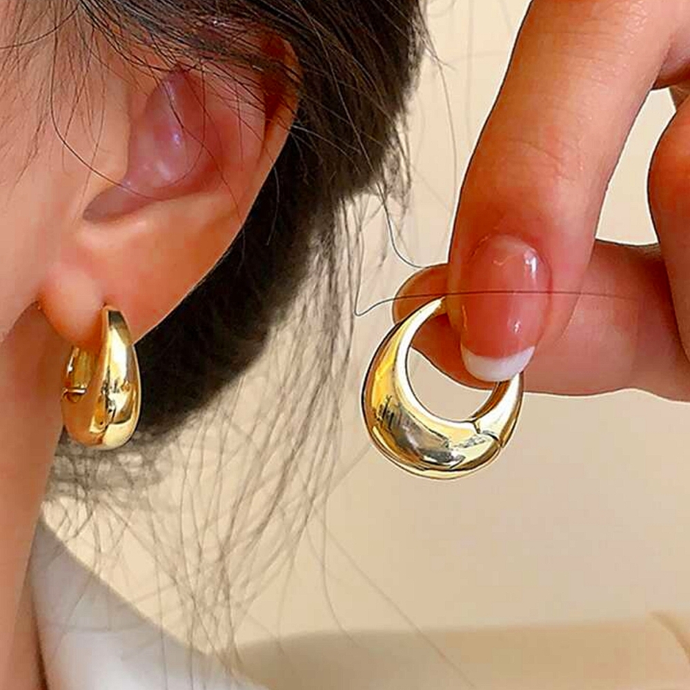 Anthropologie French Minimalist Huggie Hoop Trendy Thick Gold Earrings